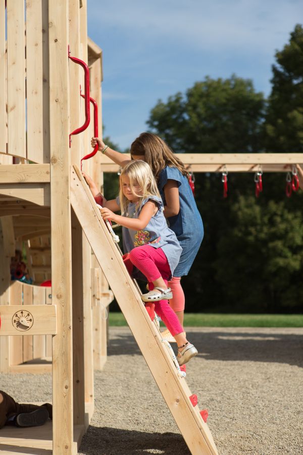 commercial-outdoor-556