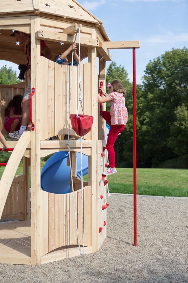 commercial-outdoor-556