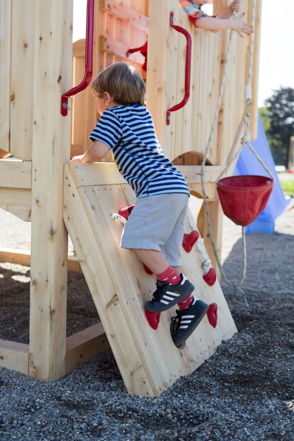 commercial-outdoor-890