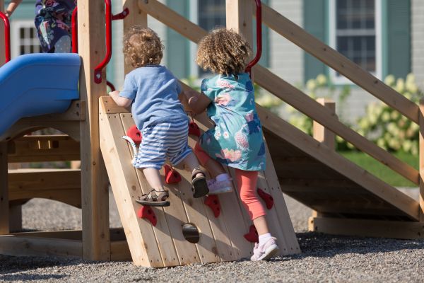 commercial-outdoor-738