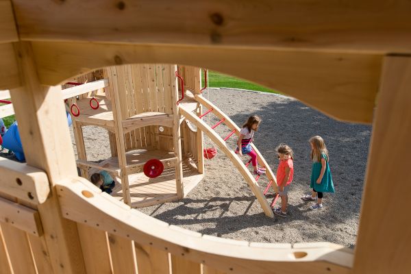 commercial-outdoor-556